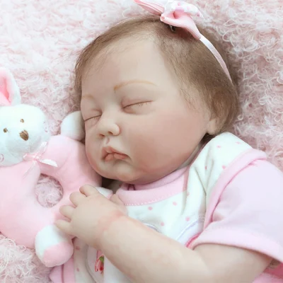 Спящая кукла Reborn для девочек, мягкий виниловый силикон, реалистичный, 22 дюйма, 55 см, ручная работа, утяжеленное тело с закрытыми глазами, розовый наряд, подарочный набор для возраста 3+ Prime